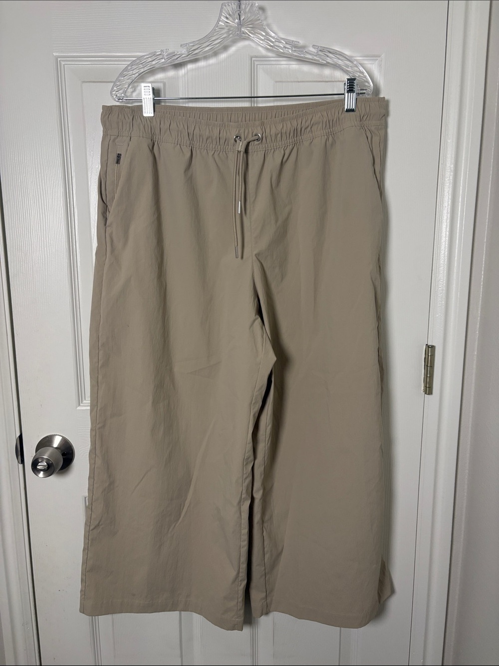Athleta Neutral Beige Elastic Waist Pants